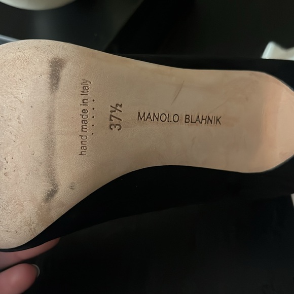 Manolo Blahnik BB black suede 7.5 - Picture 5 of 6